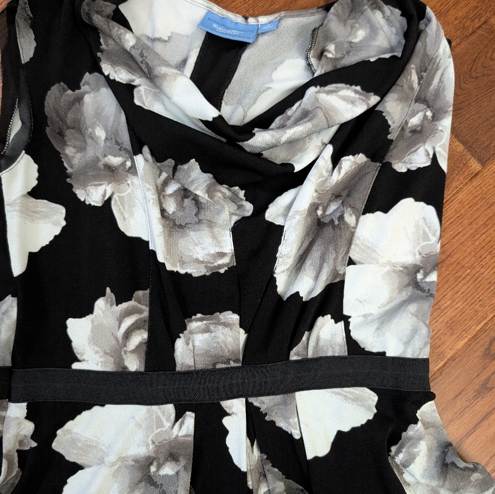 EUC Simply Vera Vera Wang Sleeveless Dress Black Gray White Floral Size Small - Picture 5 of 11
